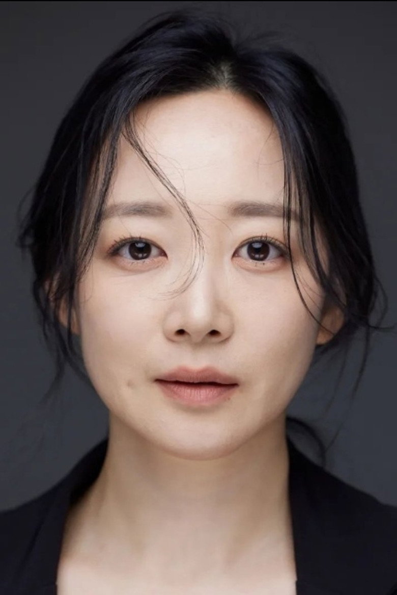 설유진