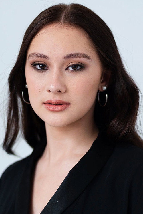 Лола Танг