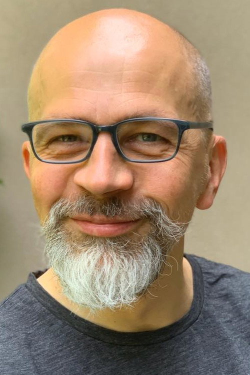 Юрий Степанов